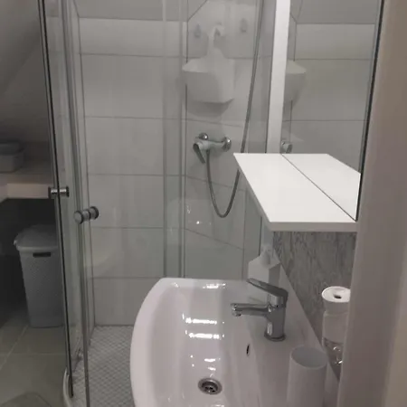 Lägenhet Apartment/mieszkanie U Janusza Grybow