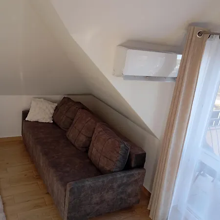 Apartment/mieszkanie U Janusza アパート Grybów